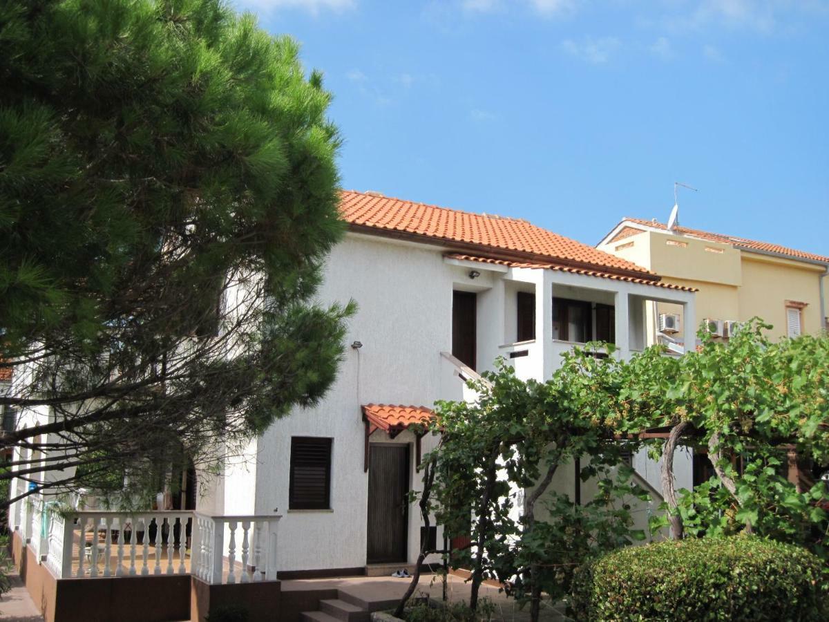 Apartments Tonkovic Kornic Exterior photo